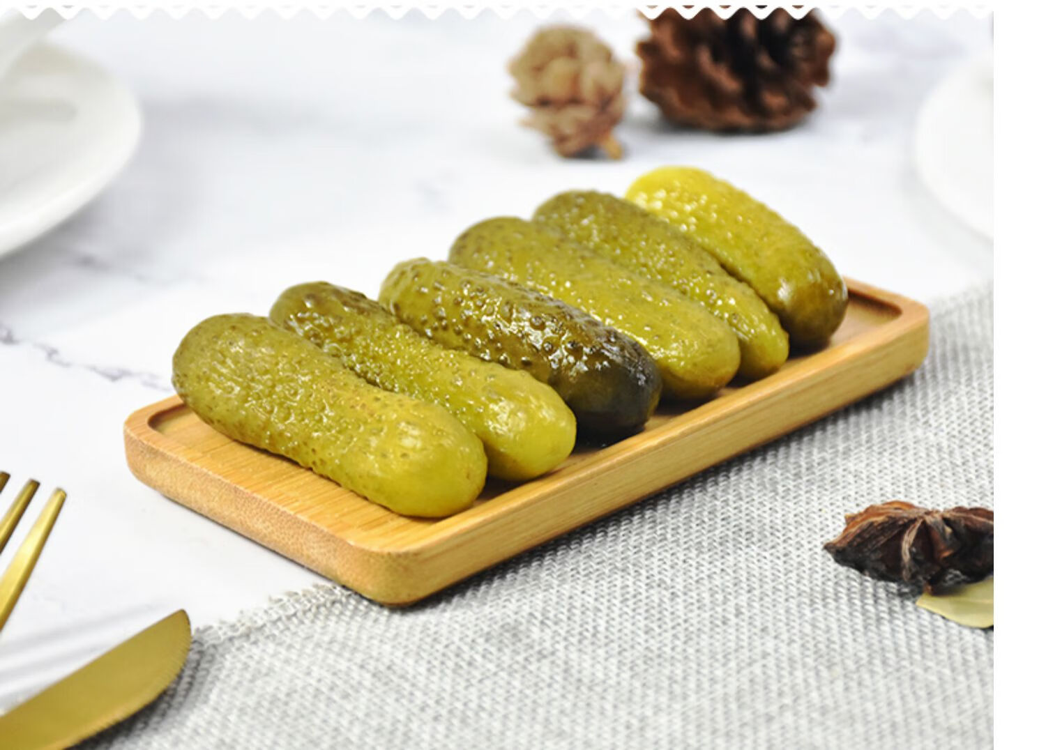 俄罗斯进口俄罗斯腌酸黄瓜青瓜俄式风味罐头酱菜汉堡配菜辣椒风味酸