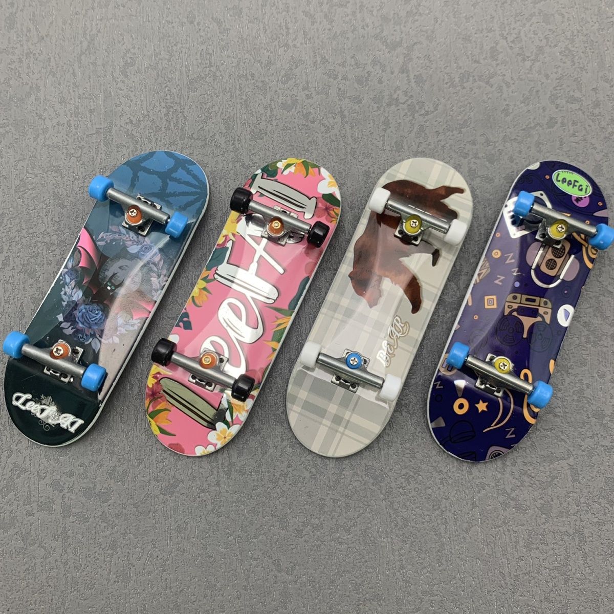 手指滑板翻team入门新手指尖滑板迷你滑板创新专业级解压玩具棕熊