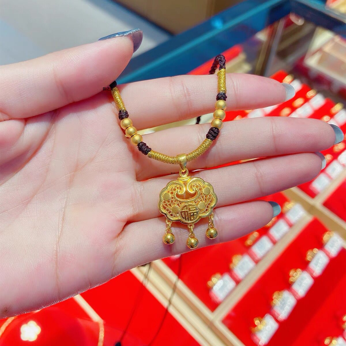 黄金长命锁足金999锁包吊坠女古法福字镂空铃铛古风编织金锁礼物 福字