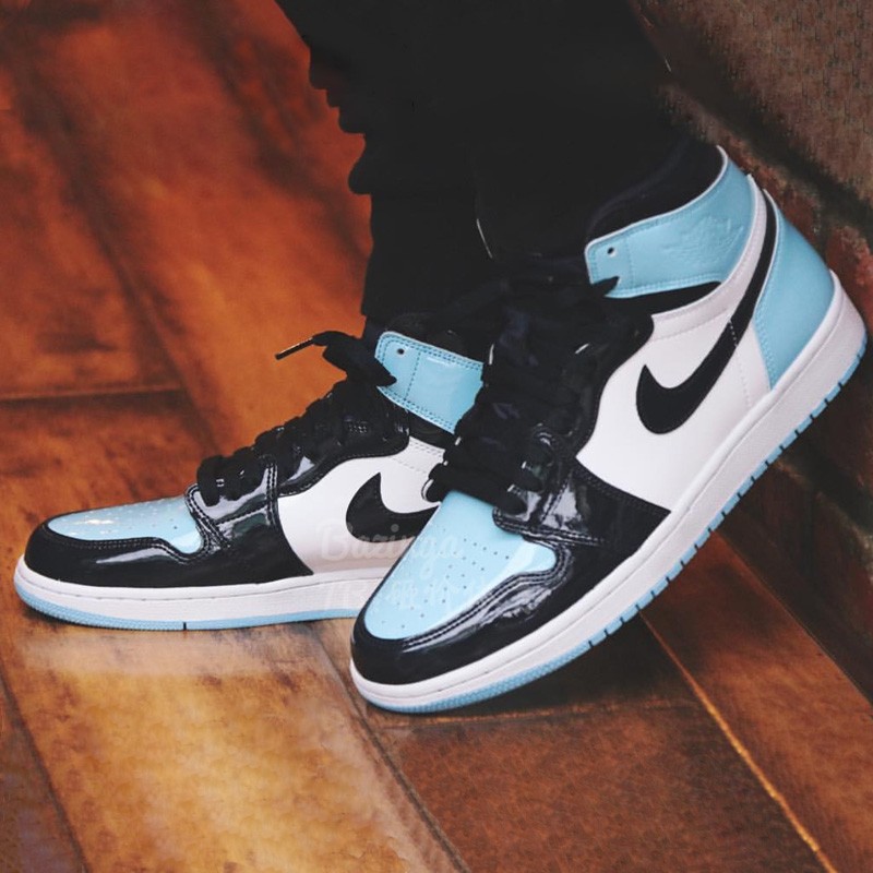 aj1彩虹扎染黑银白黄粉芝加哥男女同款篮球鞋休闲鞋 cd0461-046反转