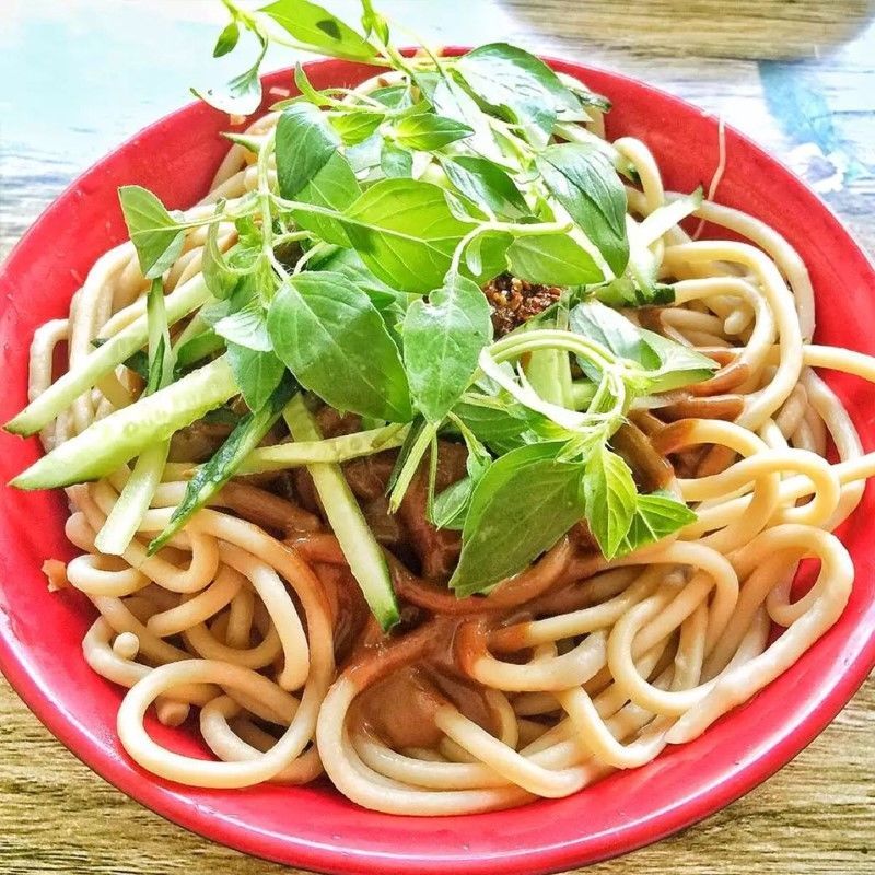 安徽阜阳格拉条 阜阳特产格拉条子味道筋道爽滑阜阳特产 两大碗的量