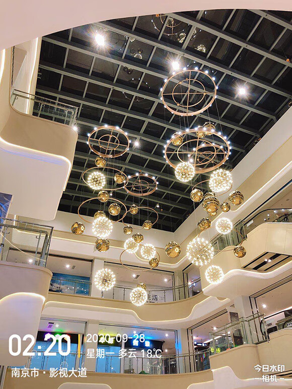 尔真超市星空灯商场满天星吊灯中庭美陈装饰火花球球形服装店个性北欧