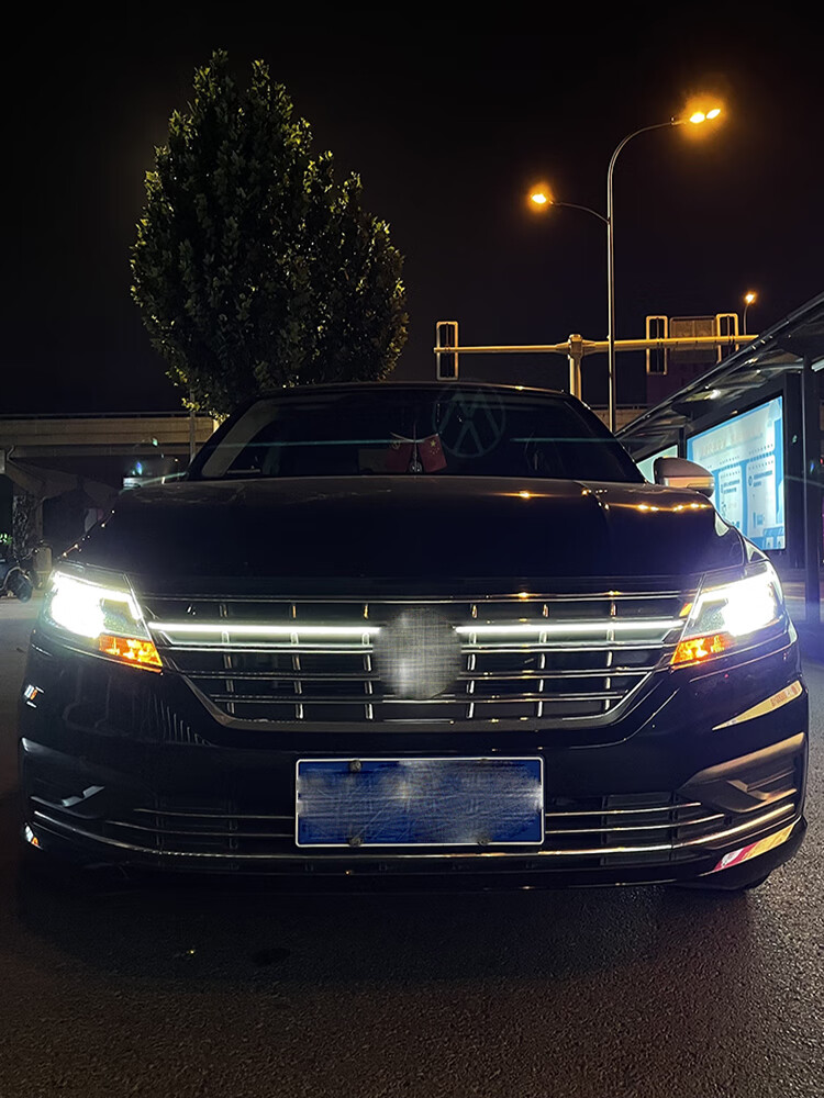 适用于22款帕萨特中网灯日行灯帕萨特宝来速腾发光车标改装通用led