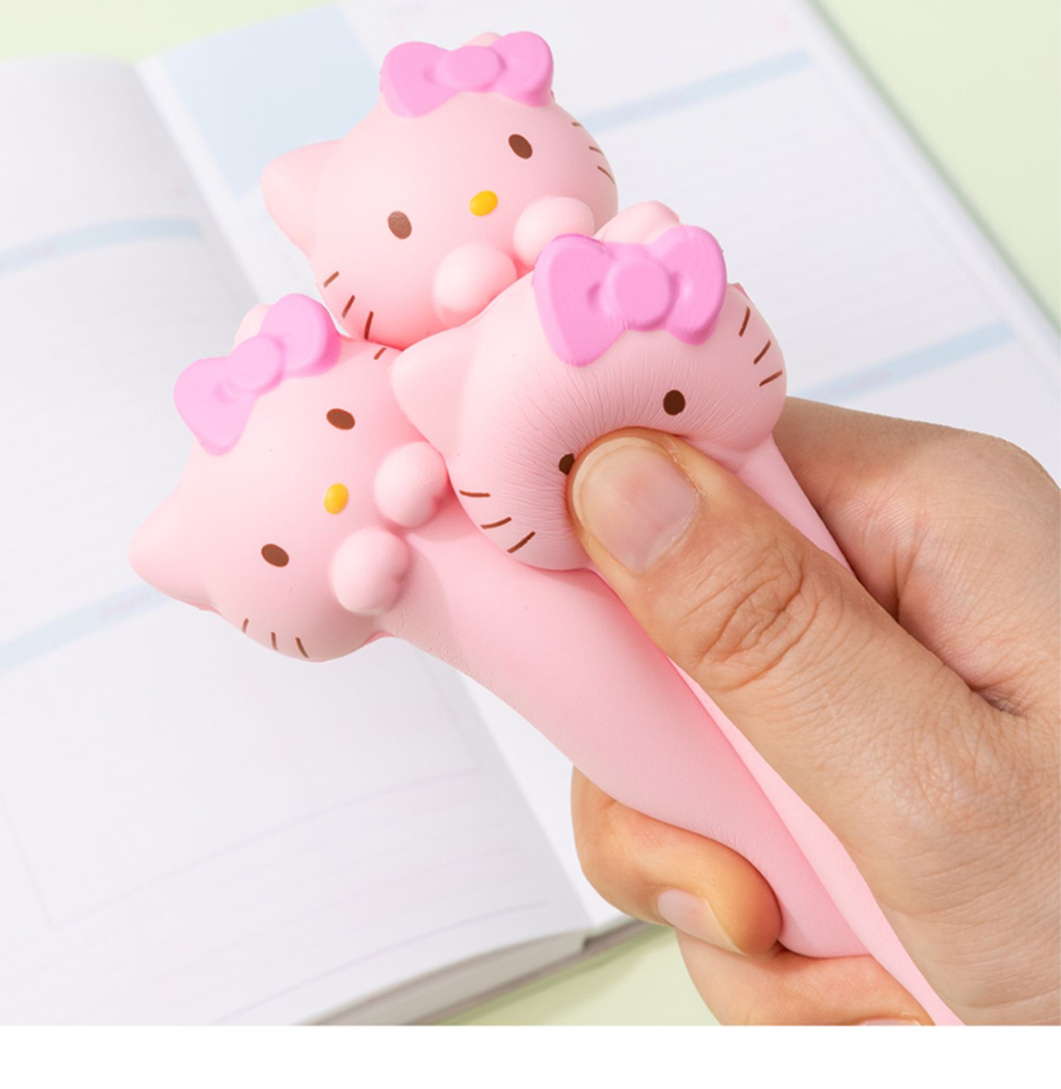 心中性笔学生发泄捏捏笔网红软绵绵解压笔女孩hellokitty猫爪105mm