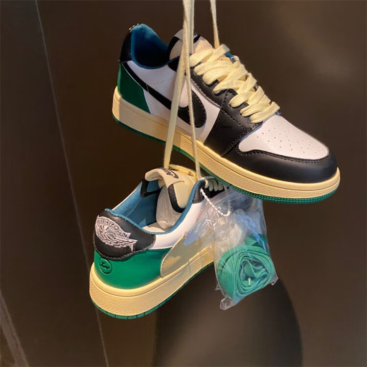 【精选好物】aj闪电倒钩女鞋ins潮2022春秋新款眞皮白红勾勾鞋女平底