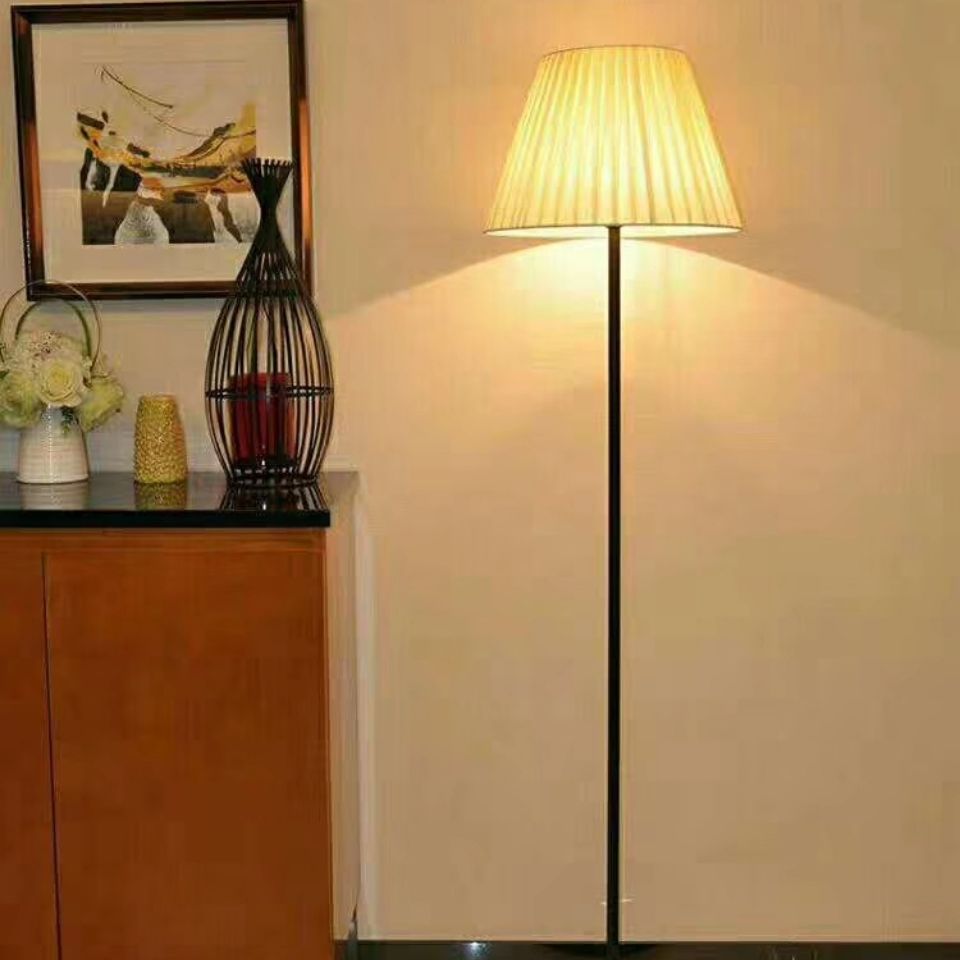 美式落地灯客厅卧室床头灯黑色铁艺田园风格布罩简约酒店灯具黑加金杆