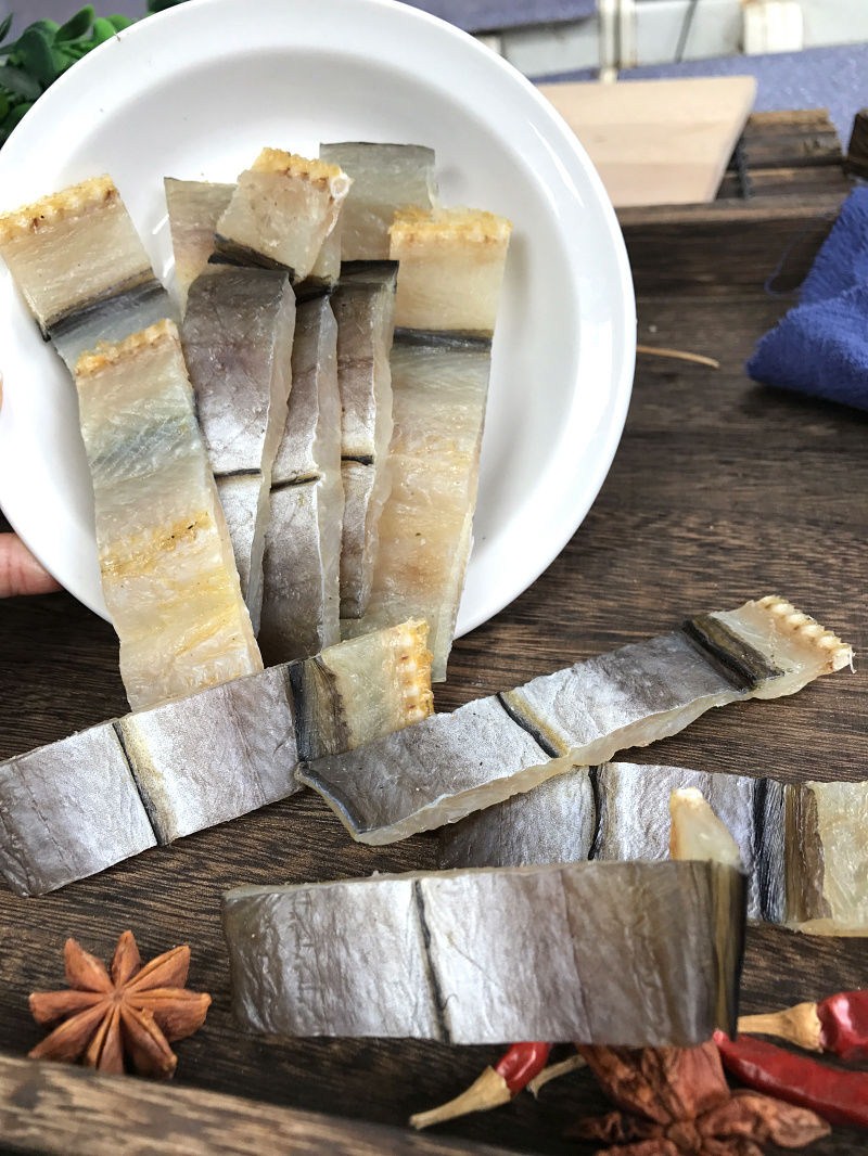 鳗鱼干去头去尾鳗鱼段淡干鳗鱼鱼干干货咸鱼干海鲜干货淡干鳗鱼块500g