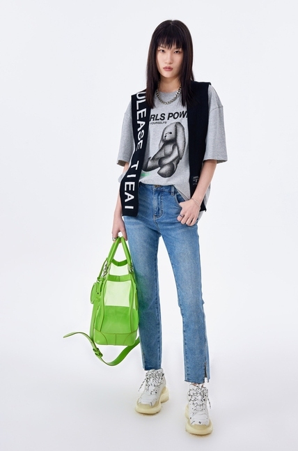 uti尤缇2022春季新款高级灰宽松休闲短袖上衣垂耳兔素描印花t恤女灰色