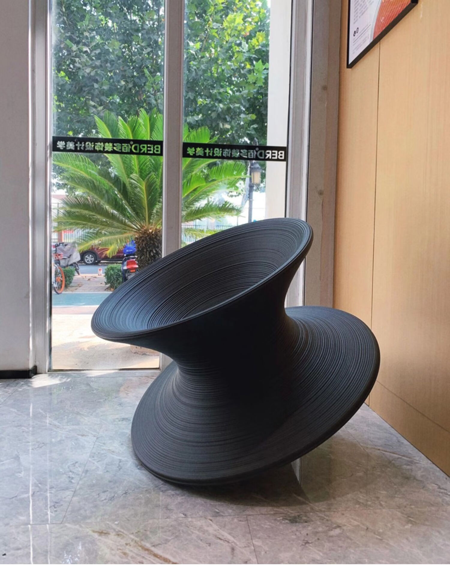 【现货速发】重力平衡椅旋转不倒翁陀螺椅子不倒翁360度玻璃钢旋转