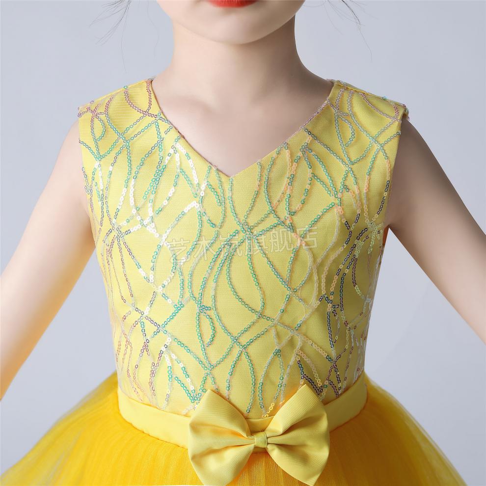 节演出服六一幼儿园小班学生男孩背带女孩纱裙舞蹈表演服装儿童节目