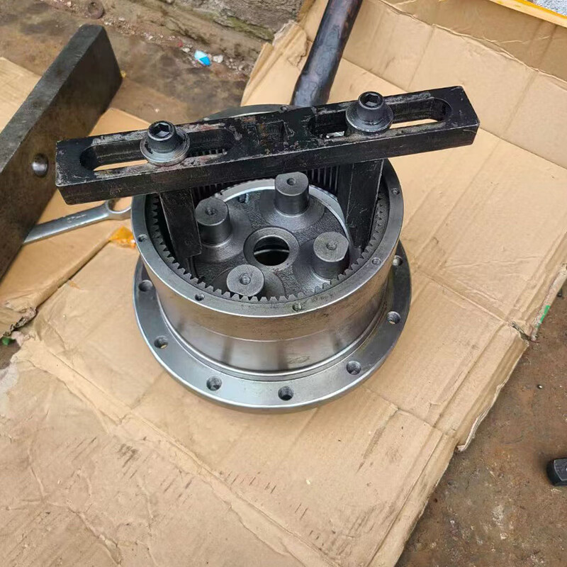 麦桑荷挖掘机专用维修拆卸大螺母工具 安装行走牙箱扳手齿轮箱修理