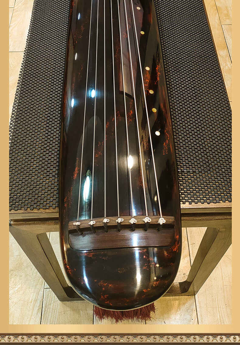 名家古琴张玉新亲斫古琴混沌张玉新亲斫混沌式