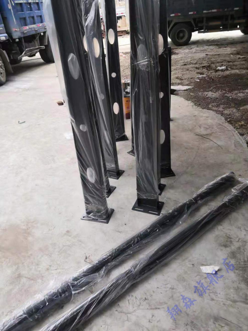 雨棚钢梁牛腿支架点式玻璃幕墙爪件门头工字挑梁铁定做制h型g可定制