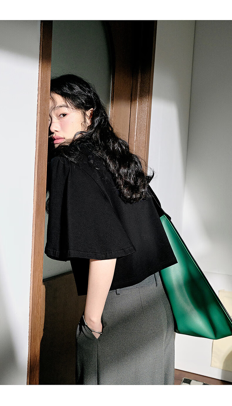 阔色黑色蝙蝠袖t恤女夏2022新款早春装宽松小个子短款上衣黑色s