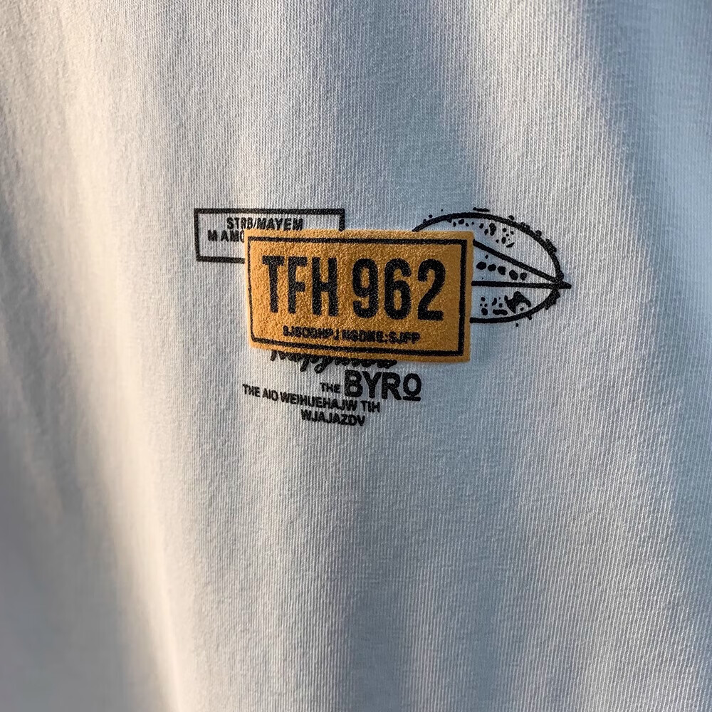 4ac83e3020bbdc66.jpg