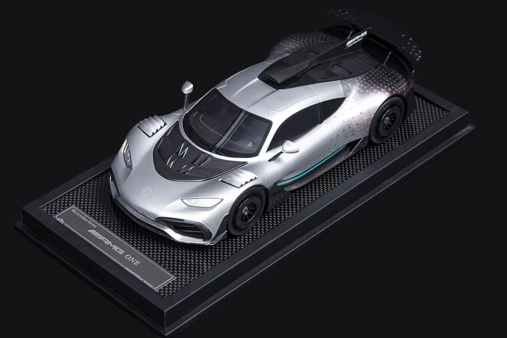 【官方旗舰】现货 原厂 vip scale models奔驰amg one限量版仿真树脂