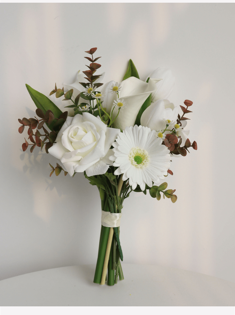 涧冰 手捧花结婚高级感网红旅拍白色郁金香手捧花新娘结婚庆仿真假