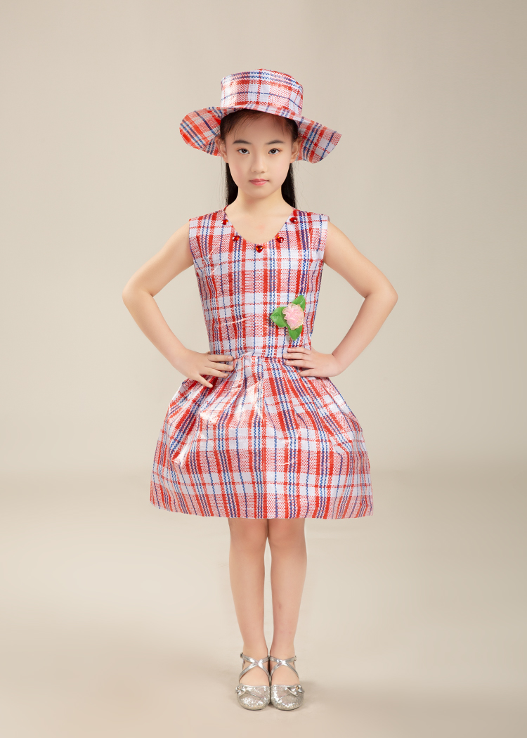 穿的儿童环保服装幼儿园diy手工自制创意子演出服女童编织袋时装秀