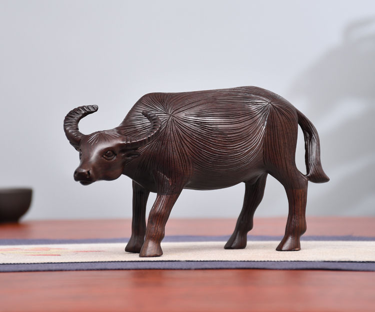 唐砖黑檀木雕十二生肖水牛摆件实木办公开业风水装饰牛气冲天工艺品整