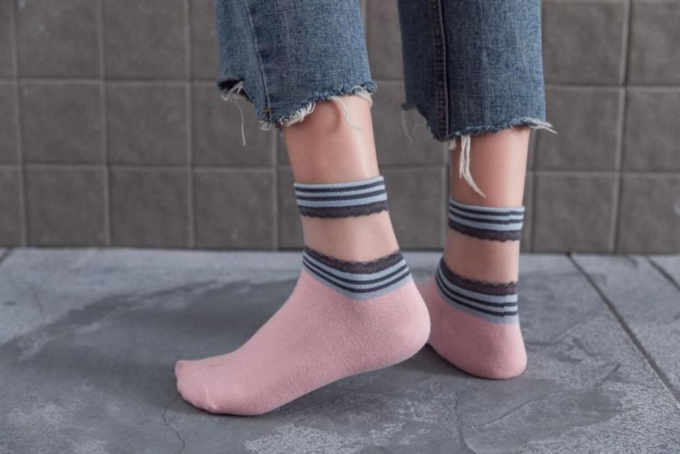 袜子女短袜可爱日系纯棉短袜玻璃丝女短筒女夏秋 日韩版女袜【君芳雅