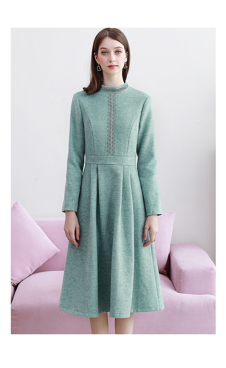 未风毛呢连衣裙女秋冬新款羊毛冬裙收腰显瘦加厚长袖裙子 绿色 m