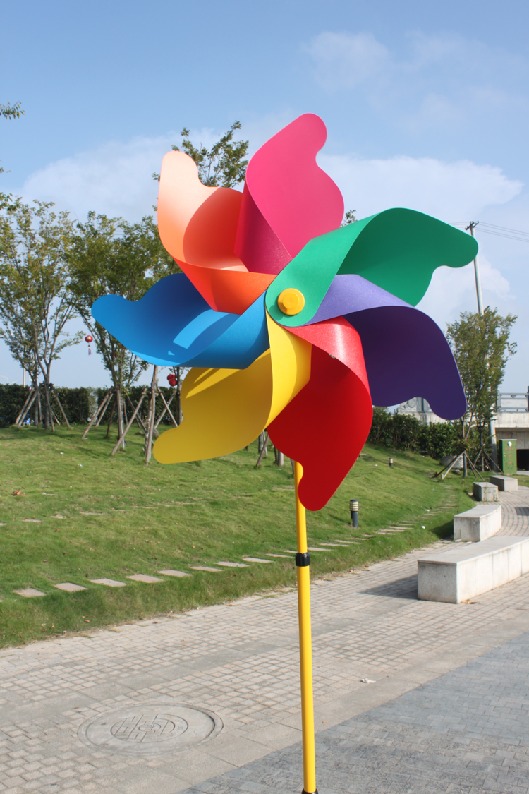 萌氏七彩木杆大风车太阳花田园公园地摊景区装饰风车户外传统儿童玩具