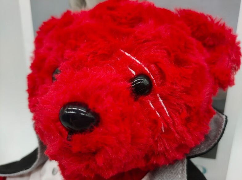 香克斯熊onepiece小红熊海贼王动漫周边毛绒玩具七夕情人节礼物红色