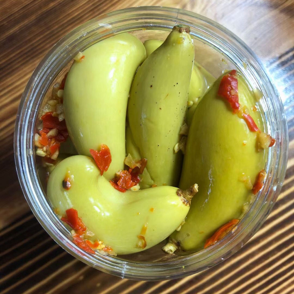 广西特产酸泡芒果酸李子三月李萝卜酸酸桃子酸牛甘果酸酸辣 桃子李子