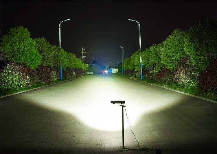 一体电动车摩托车led前大灯超亮三轮车灯12v60v强光改装四轮汽车射灯