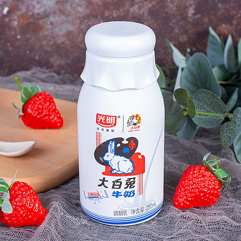 光明 光明大白兔牛奶250ml*8瓶营养早餐儿童奶风味奶 大白兔牛奶*6瓶