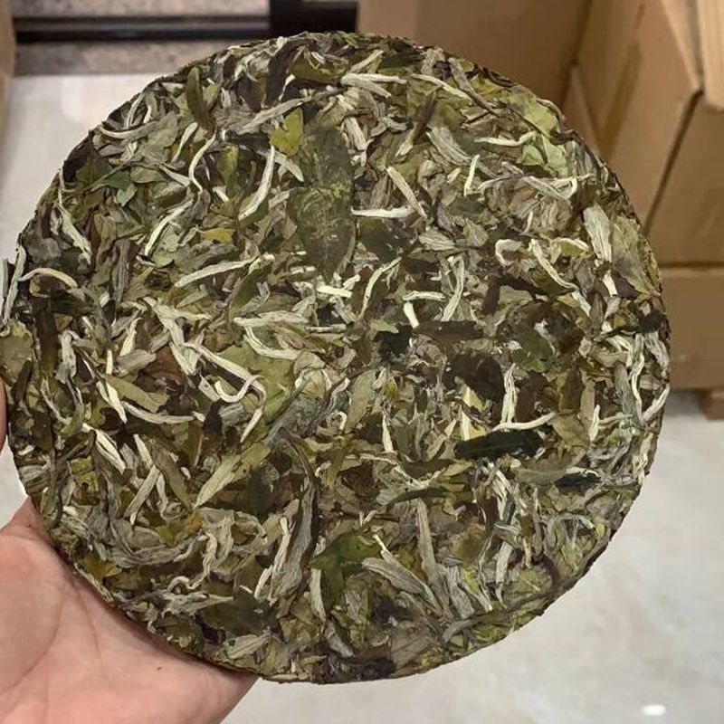 2020年福鼎大白茶白牡丹高山饼茶手撕花香牡丹王茶饼日晒茶叶150g2020