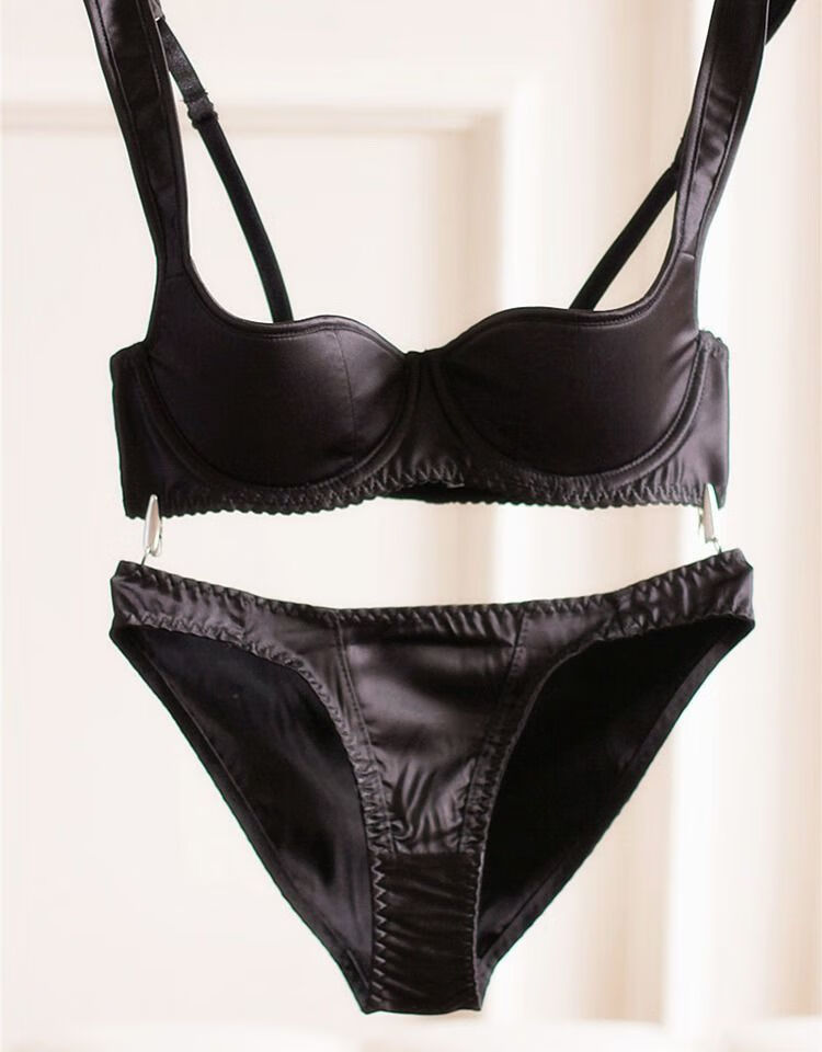 深v迷你杯薄款棉半杯 性感光面简约复古内衣套装 黑色 38c/85c【图片