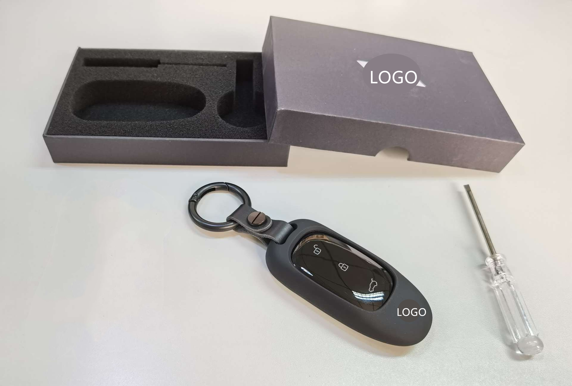 适用于理想one钥匙套20202021款官方同款汽车硅胶保护壳包简约扣黑色