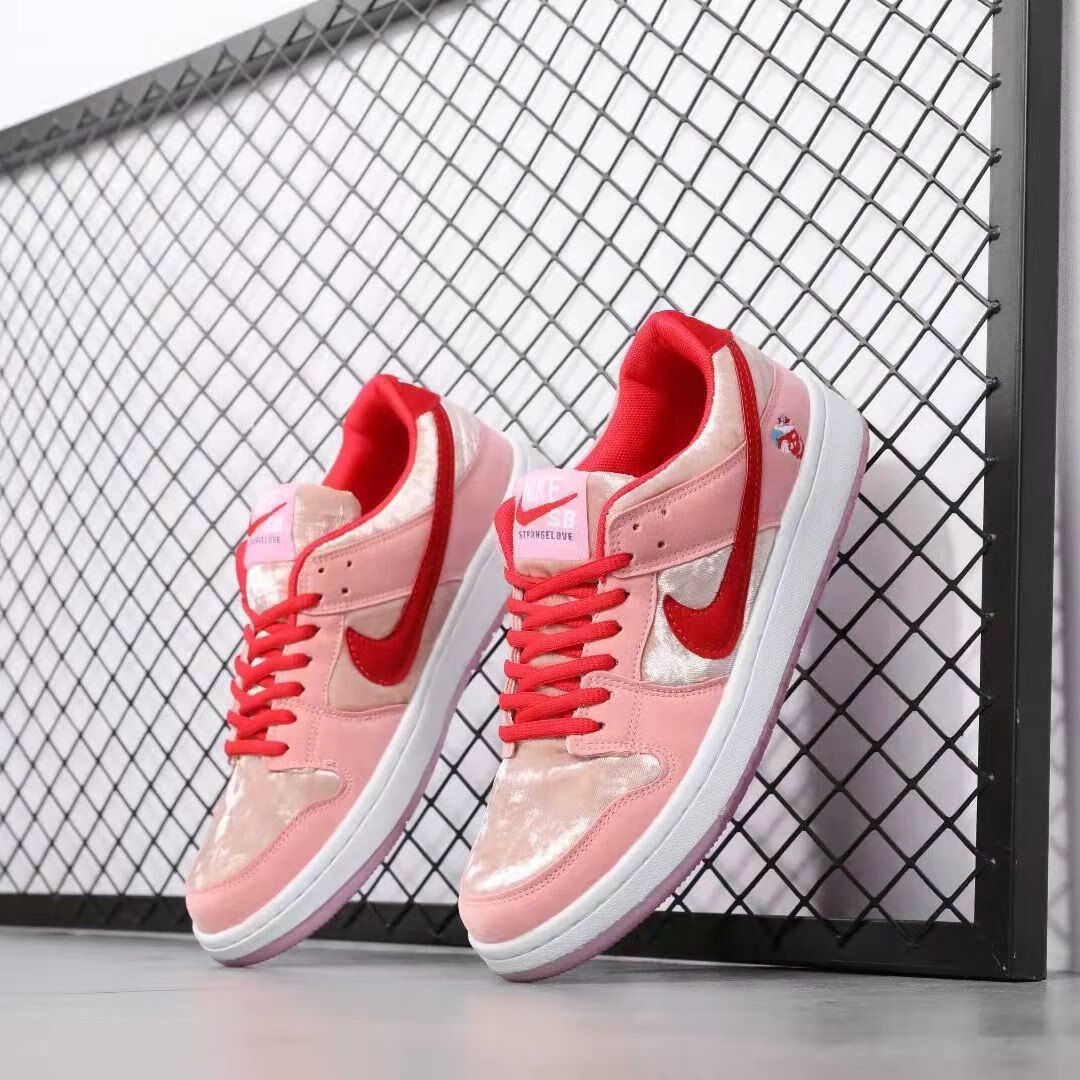 莆田纯原高品质同款空军一号dunk低帮板鞋男女学生百搭新款sb米白红