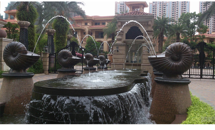 石雕喷水天鹅流水摆件庭院水池装饰品黄锈石喷泉吐水鸭子喷水鱼 高50