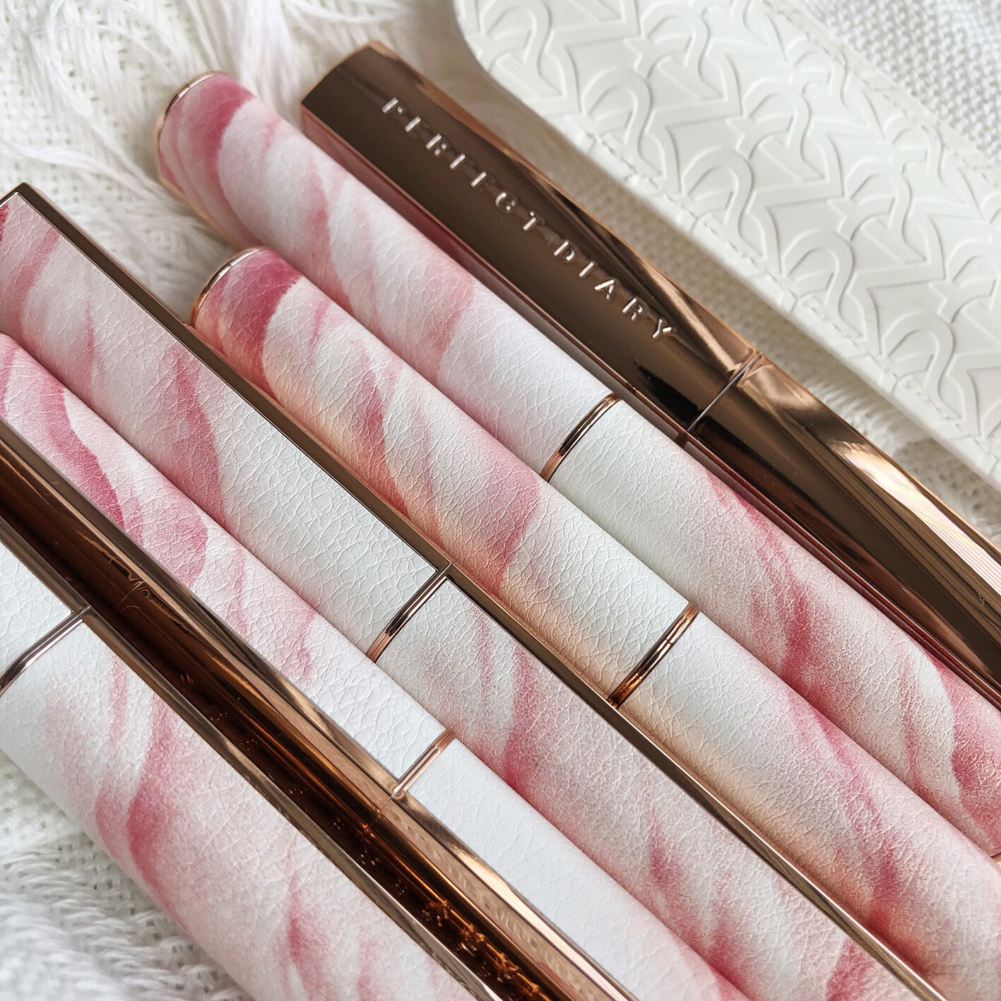 完美日记(perfect diary) 日记小细跟口红哑光羊皮唇膏玫瑰l04礼物套