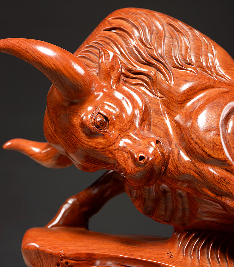 曹堂花梨木雕牛摆件生肖牛气冲天运势如虹实木家居装饰办公红木工艺品