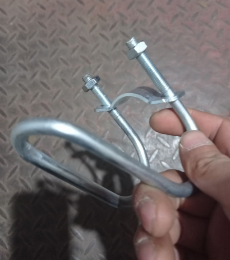 镀锌钢管双u型十字管卡螺栓u型抱箍卡箍大棚养殖围栏铁管卡扣固定补差