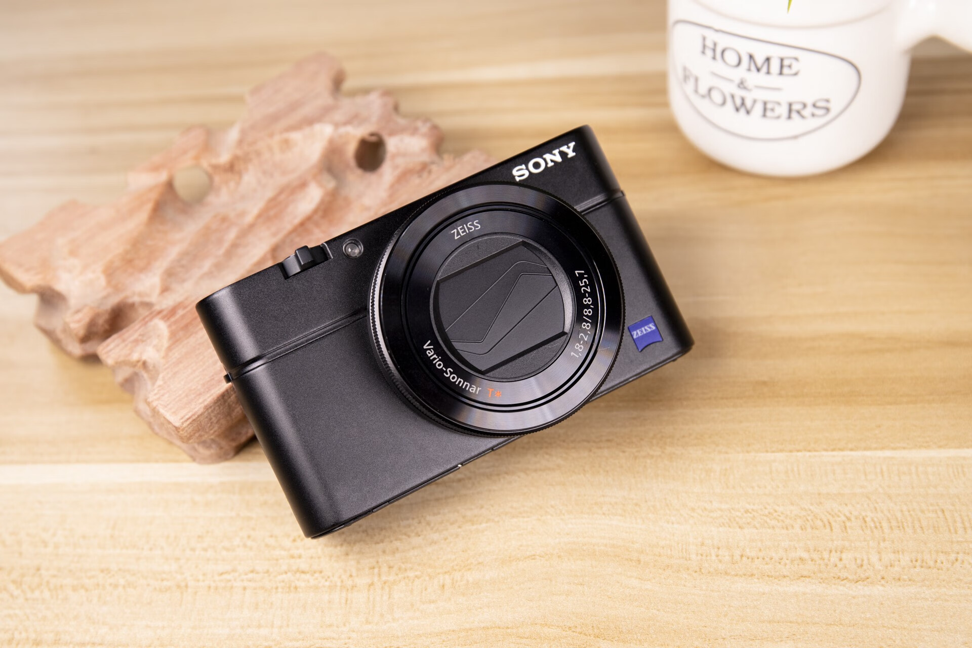 索尼sony/索尼 dsc-rx100m3 m2 m4 m5 m5a m6 m7 zv1二手黑卡卡 99新
