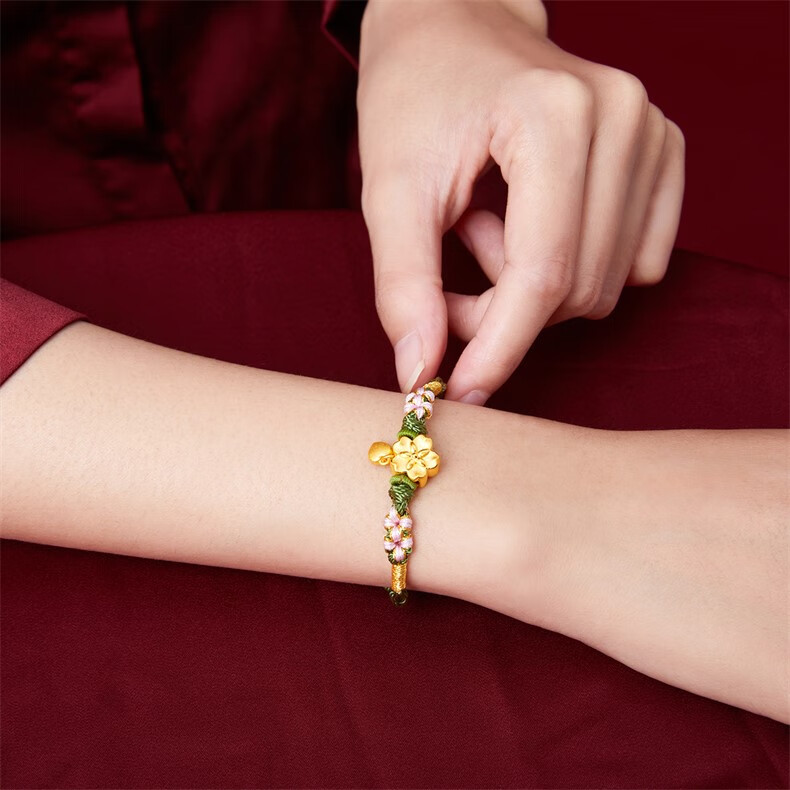 款式999足金樱花黄金手链女硬金爱心形转运珠桃花本命年编织红绳手绳