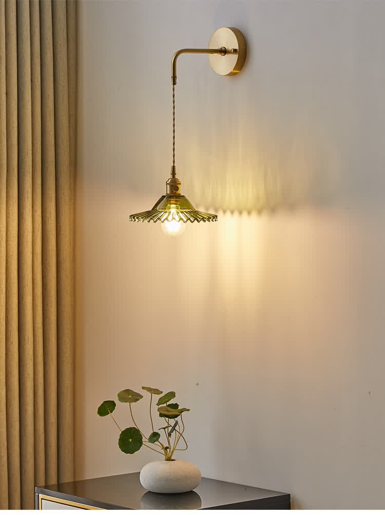 日式客厅壁灯北欧少女网红铜轻奢法式卧室床头壁灯简约现代温馨日式