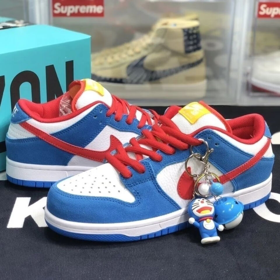 哆啦a梦潮流低帮板鞋男女学生情侣时尚气垫运动鞋莆田 dunk黑白(气垫