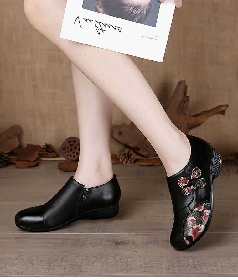 老太太鞋平底单鞋新款春秋季真软皮妈妈鞋软底女子舒适皮鞋老太太女鞋