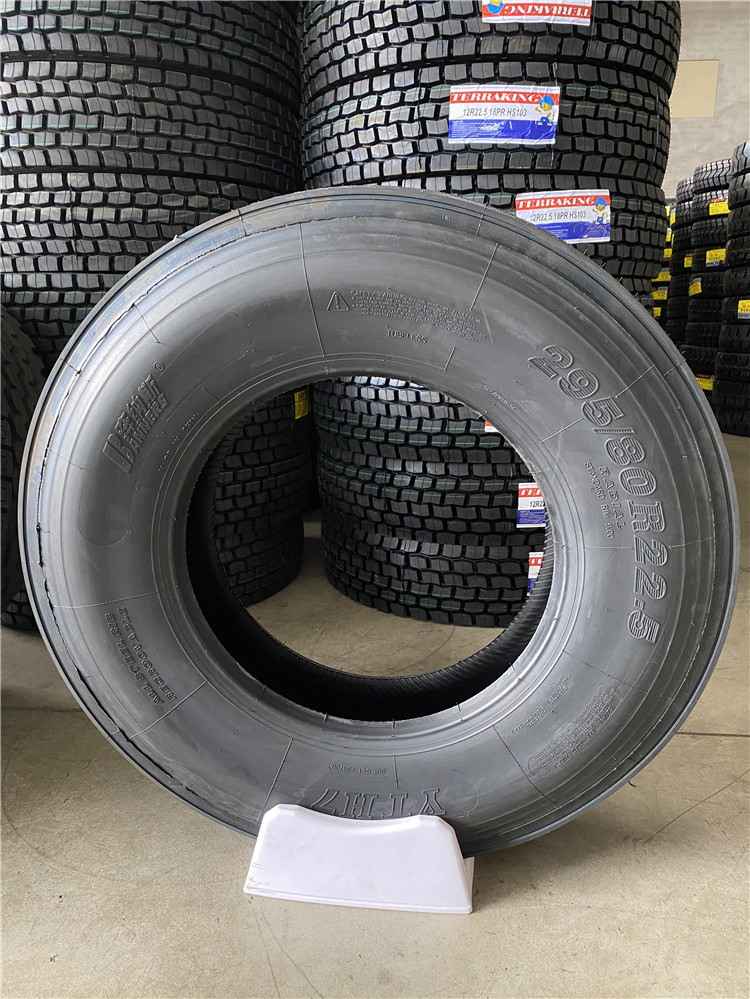 真空胎9r22.5三包10r22.5挂车11r22.5耐磨12r22.5全钢丝 13r22.