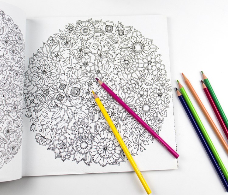 秘密花园涂色书大人涂画减压绘画绘本学生填色画册画画本成年 卡其色