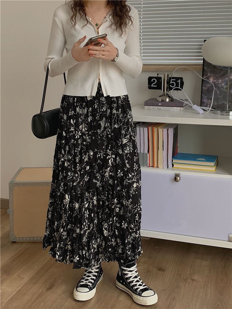 沙裙子半身裙遮胯显瘦复古气质碎花裙子沙滩半身裙中款大摆裙 黑花