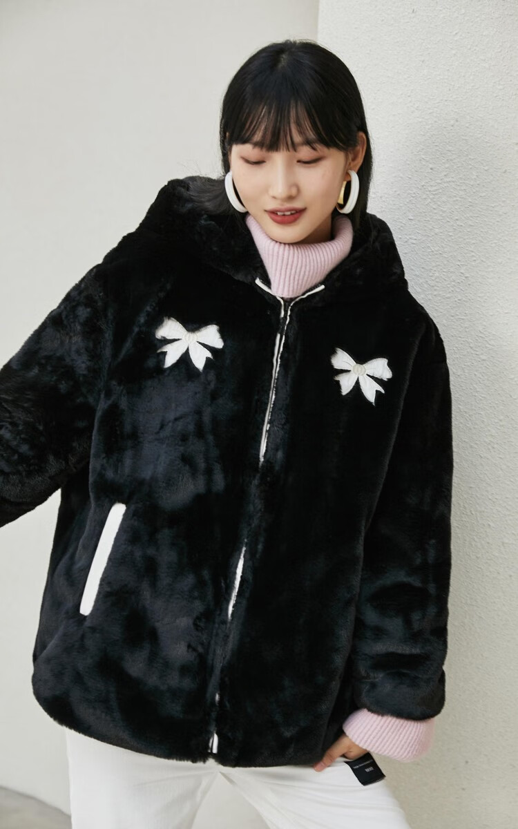 vero moda2021秋冬新环保皮草甜美蝴蝶结图案外套夹克321448006 奶白