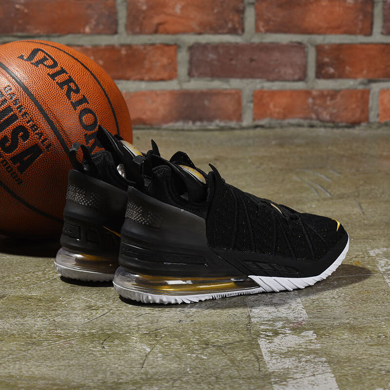 耐克(nike)詹姆斯18代男子气垫篮球鞋运动鞋实战水泥地运动鞋詹姆斯