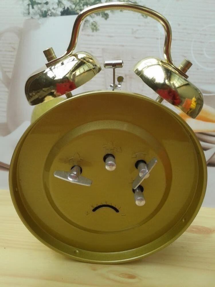 发条闹钟机械 2021老式机芯机械马蹄上怀旧发条表闹钟全铜纯铜小学生