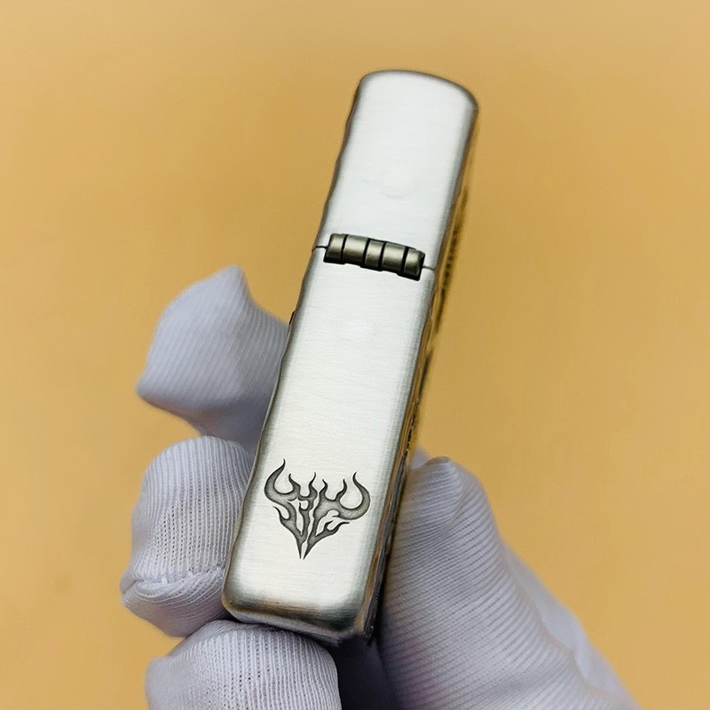 zippo芝宝煤油打火机纯银镀金观心加厚盔甲双面雕刻观世音菩萨心经